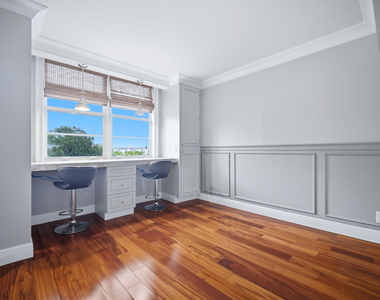2901 S Palm Aire Drive - Photo Thumbnail 14