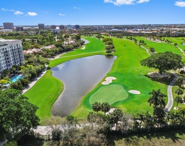 2400 Presidential Way - Photo Thumbnail 14