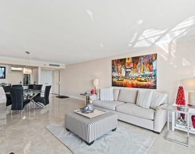2400 Presidential Way - Photo Thumbnail 2