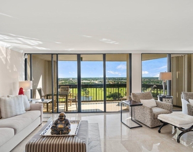 2400 Presidential Way - Photo Thumbnail 7