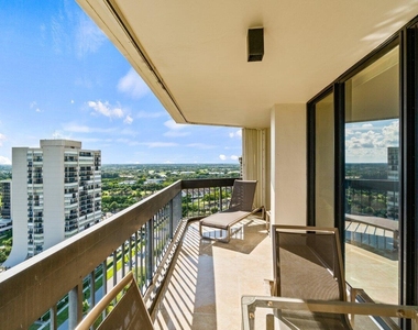 2400 Presidential Way - Photo Thumbnail 13