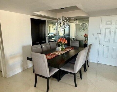 3232 Coral Way - Photo Thumbnail 13