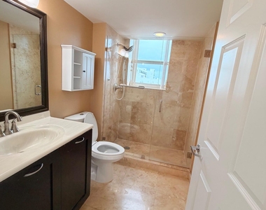 3232 Coral Way - Photo Thumbnail 20