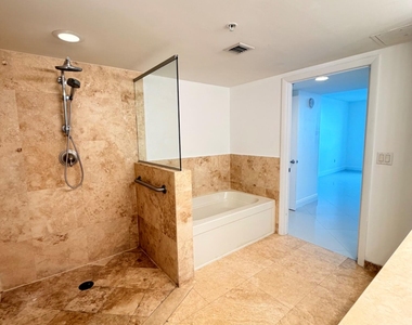 3232 Coral Way - Photo Thumbnail 24