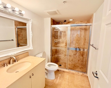 3232 Coral Way - Photo Thumbnail 23