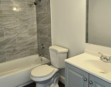 1501 Crescent Circle - Photo Thumbnail 8