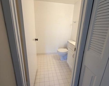 1720 N Congress Avenue - Photo Thumbnail 14