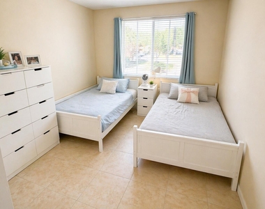 7980 N Nob Hill Road - Photo Thumbnail 21
