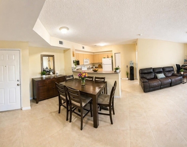 7980 N Nob Hill Road - Photo Thumbnail 12