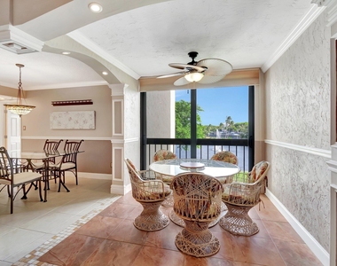 1915 Lavers Circle - Photo Thumbnail 7