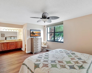 1915 Lavers Circle - Photo Thumbnail 19