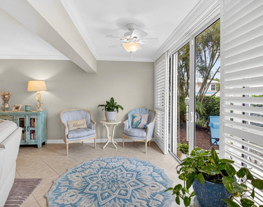 75 Venetian Drive - Photo Thumbnail 8