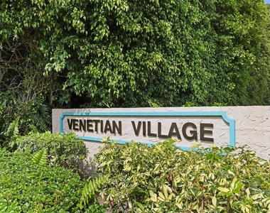 75 Venetian Drive - Photo Thumbnail 31