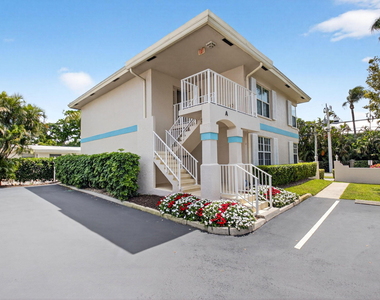 75 Venetian Drive - Photo Thumbnail 1