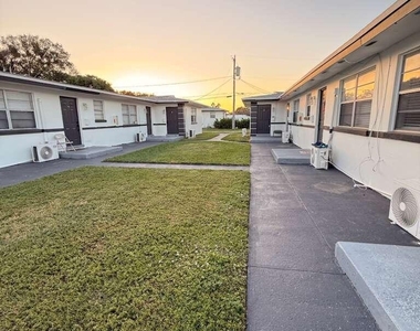 1885 40th Avenue - Photo Thumbnail 3