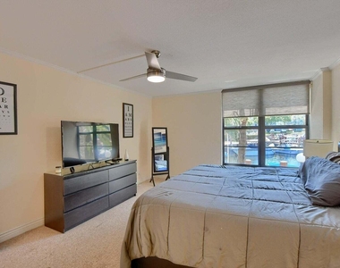 3 Royal Palm Way - Photo Thumbnail 22