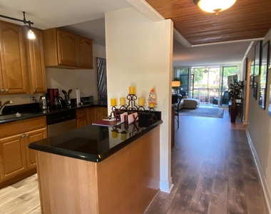 3 Royal Palm Way - Photo Thumbnail 6