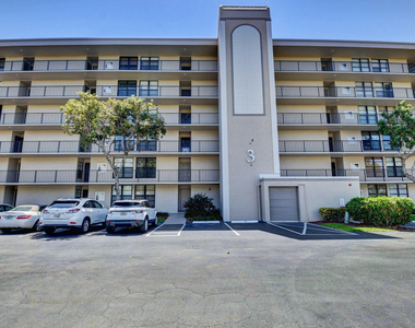 3 Royal Palm Way - Photo Thumbnail 2