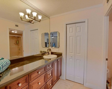 3 Royal Palm Way - Photo Thumbnail 23