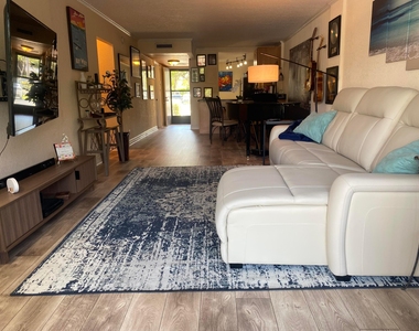 3 Royal Palm Way - Photo Thumbnail 19
