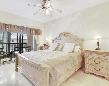 2802 Sarento Place - Photo Thumbnail 5
