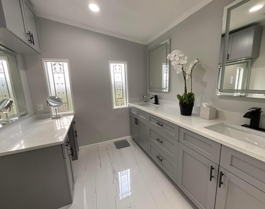 920 Sun Acres Lane - Photo Thumbnail 13