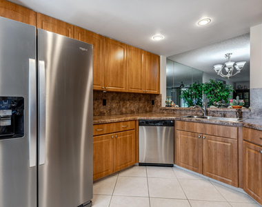 15831 Loch Maree Lane - Photo Thumbnail 5