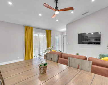 1329 Periwinkle Place - Photo Thumbnail 3