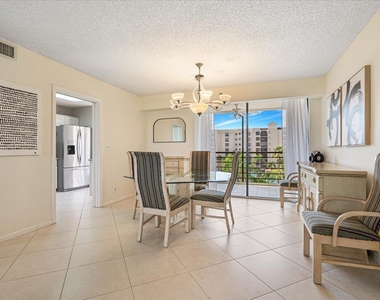 7564 Regency Lake Drive - Photo Thumbnail 9