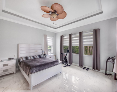 5857 Whippoorwill Circle - Photo Thumbnail 6
