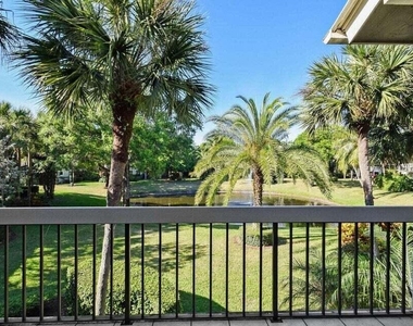 11863 Wimbledon Circle - Photo Thumbnail 11