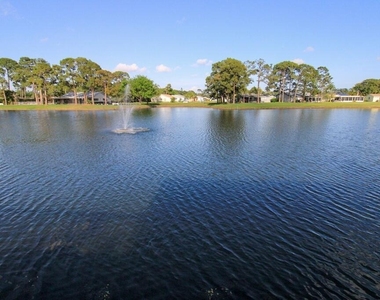 407 Pine Glen Lane - Photo Thumbnail 24