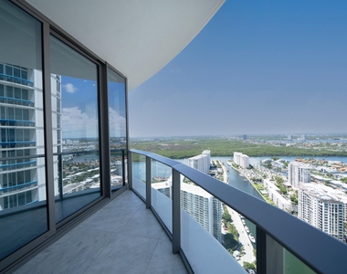 15701 Collins Avenue - Photo Thumbnail 23