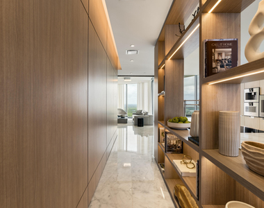 15701 Collins Avenue - Photo Thumbnail 12