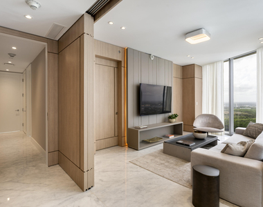 15701 Collins Avenue - Photo Thumbnail 13