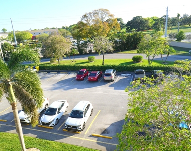 401 Southampton A - Photo Thumbnail 26