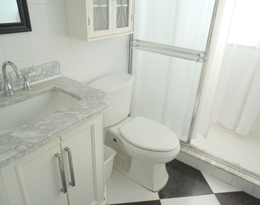 401 Southampton A - Photo Thumbnail 19