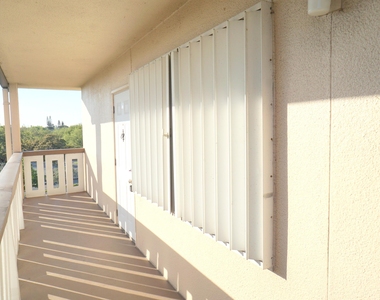 401 Southampton A - Photo Thumbnail 25
