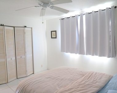 401 Southampton A - Photo Thumbnail 14