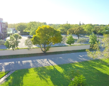 401 Southampton A - Photo Thumbnail 28