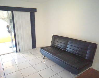 401 Southampton A - Photo Thumbnail 18