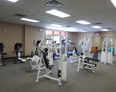 9820 S Hollybrook Lake Drive - Photo Thumbnail 11