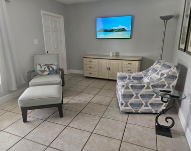 1621 Seaway Drive - Photo Thumbnail 3