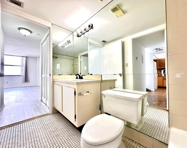 1470 Ne 123rd Street - Photo Thumbnail 16