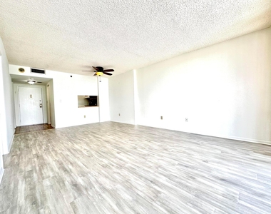 1470 Ne 123rd Street - Photo Thumbnail 9