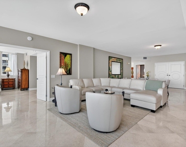 801 Briny Avenue - Photo Thumbnail 7