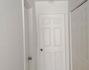1187 Winding Rose Way - Photo Thumbnail 12