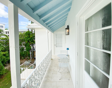 311 Cocoanut Row - Photo Thumbnail 11