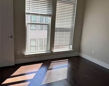 1739 Cannon View Lane - Photo Thumbnail 9