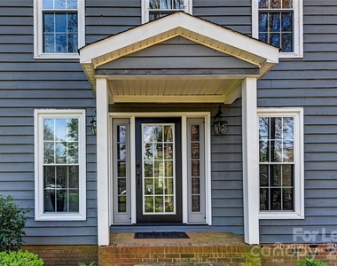19314 Yachtman Drive - Photo Thumbnail 2